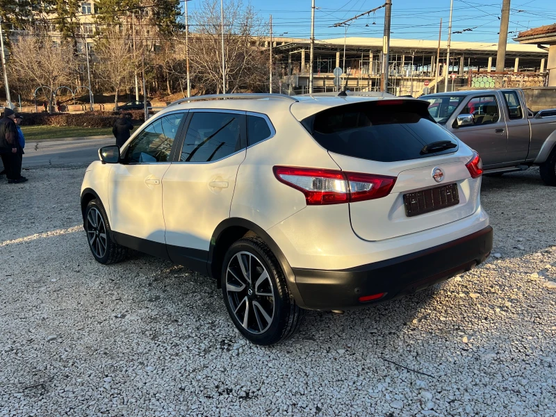 Nissan Qashqai 1.6 dci TEKNA XTronic4xКамериKeylessGo, снимка 3 - Автомобили и джипове - 48510250