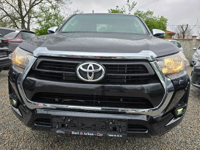 Toyota Hilux 2.8D4D-ГАРАНЦИОНЕН-ЕВРО 6С-АВТОМАТИК-10800КМ-НАВИ, снимка 2 - Автомобили и джипове - 49762756