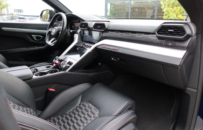 Lamborghini Urus 4.0 V8 AWD, снимка 10 - Автомобили и джипове - 52274741