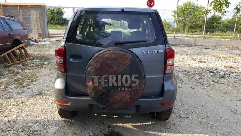 Daihatsu Terios, снимка 2 - Автомобили и джипове - 21416246