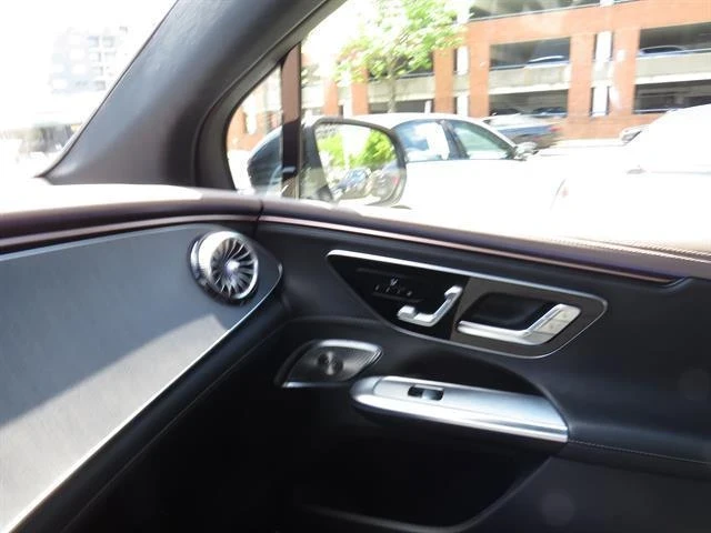 Mercedes-Benz EQE 350 4 Matic, снимка 15 - Автомобили и джипове - 54610140