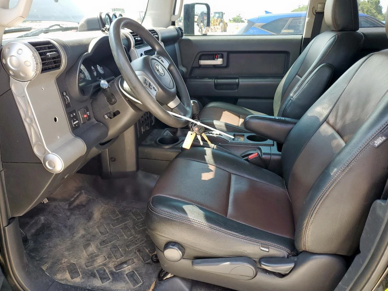 Toyota Fj cruiser 2011 TOYOTA FJ CRUISER - изображение 7