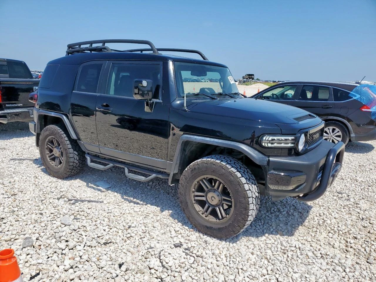 Toyota Fj cruiser 2011 TOYOTA FJ CRUISER - изображение 2