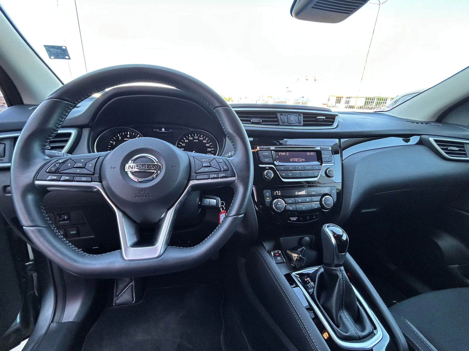 Nissan Qashqai 1.2 DIG-T Acenta A/T - изображение 6