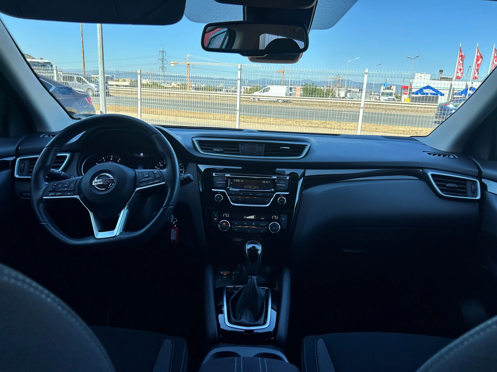 Nissan Qashqai 1.2 DIG-T Acenta A/T - изображение 5