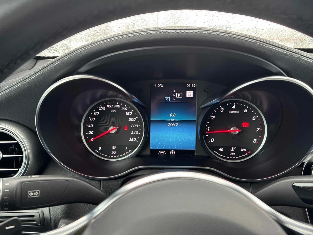 Mercedes-Benz GLC 300 2023 * CARFAX * БЕЗ ПЪРВОНАЧАЛНА ВНОСКА - изображение 8