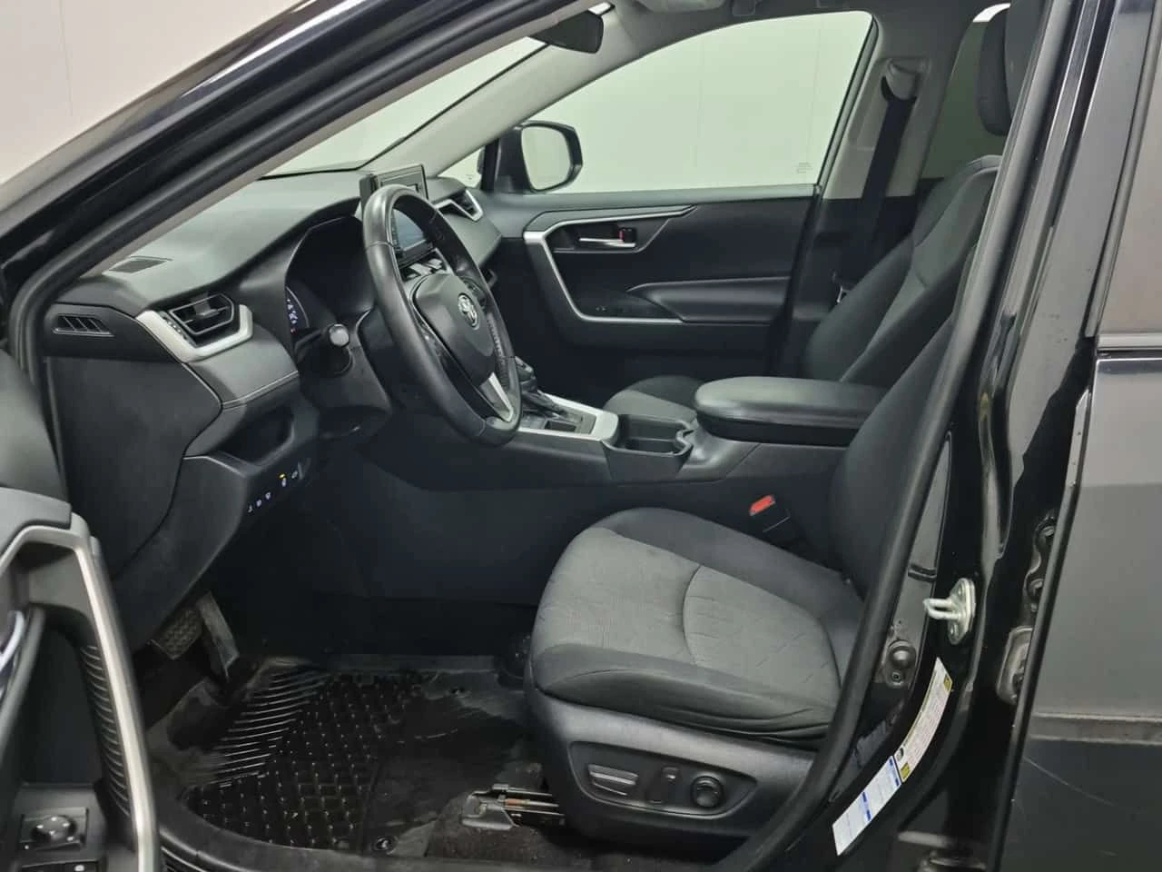 Toyota Rav4 * XLE * CARFAX * ПАНОРАМА* ПОДГРЕВИ, снимка 9 - Автомобили и джипове - 53734875