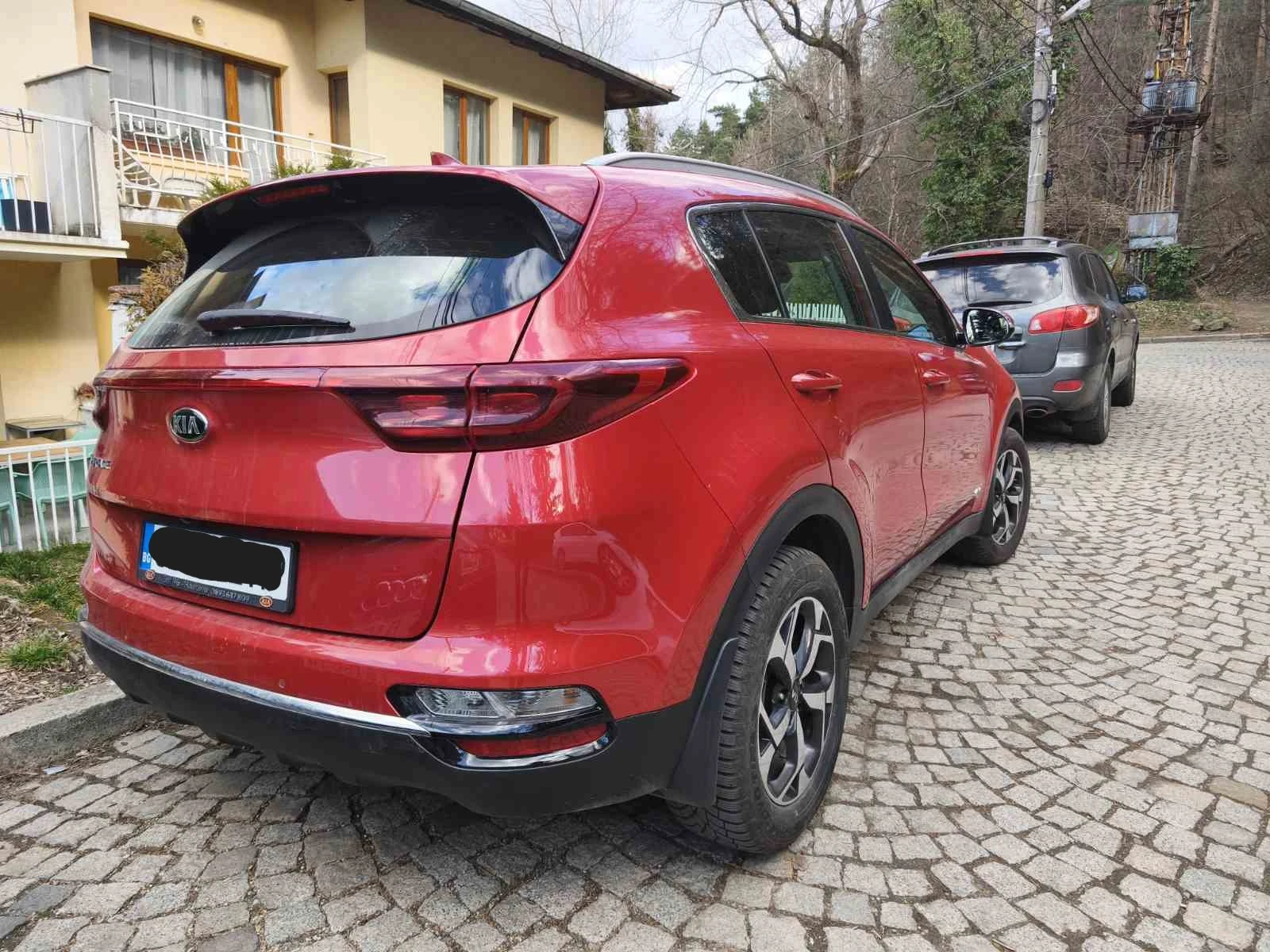 Kia Sportage 1.6, снимка 4 - Автомобили и джипове - 53989749