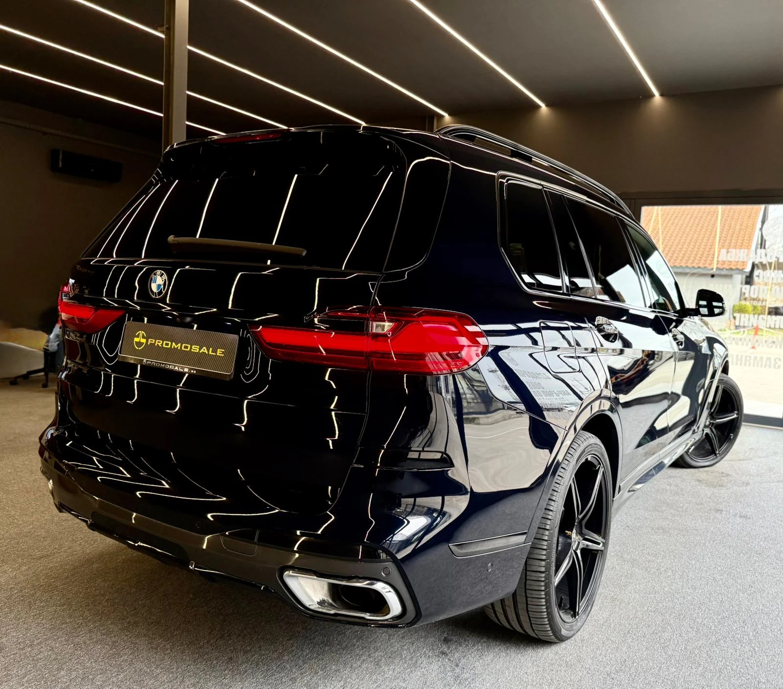 BMW X7 xDrive40i* М* Sky Lounge* Лизинг, снимка 6 - Автомобили и джипове - 54150399