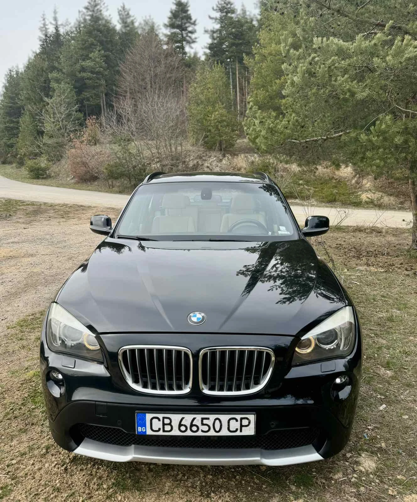 BMW X1 2.8 xDrive / Panorama / Camera, снимка 3 - Автомобили и джипове - 54194431
