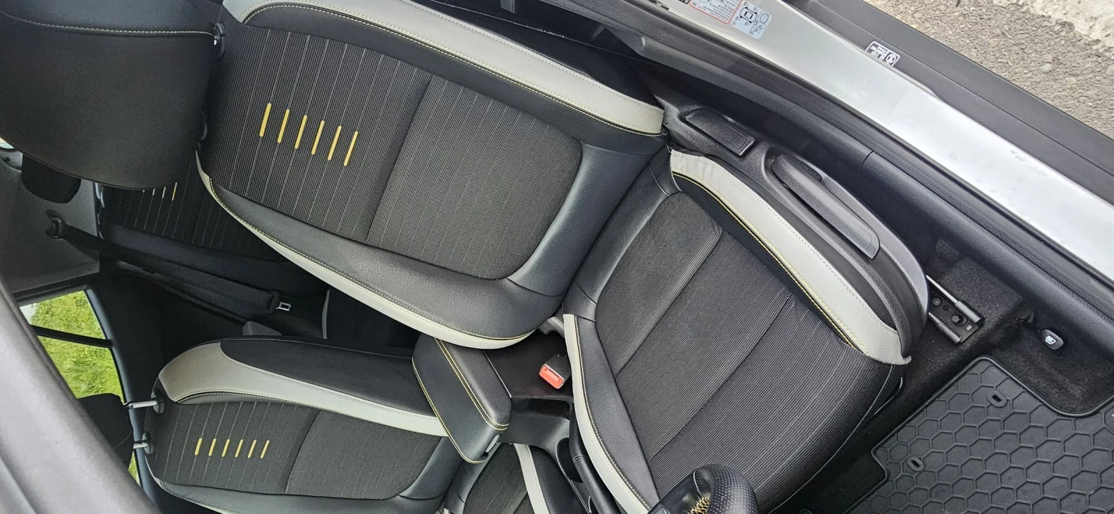 Kia Stonic, снимка 9 - Автомобили и джипове - 54267731