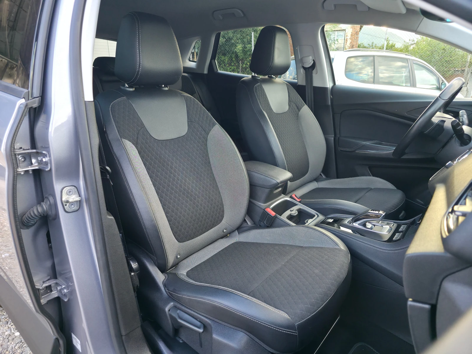 Opel Grandland X  1.6 4WD PLUG-IN HYBRID4 | Mobile.bg � ����������� 11