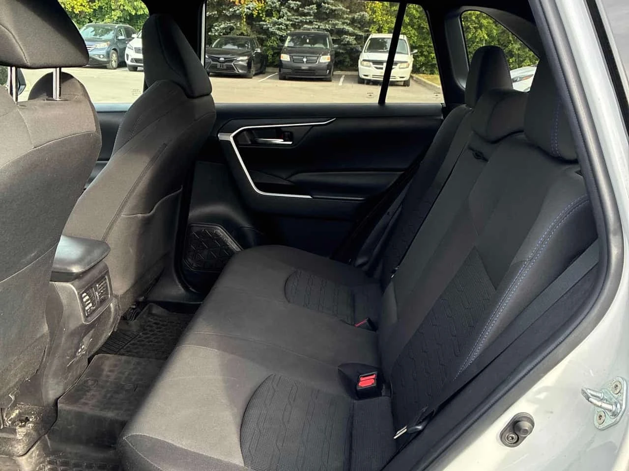 Toyota Rav4 * Hybrid SE * CARFAX * ��������� ����������������  | Mobile.bg � ����������� 12