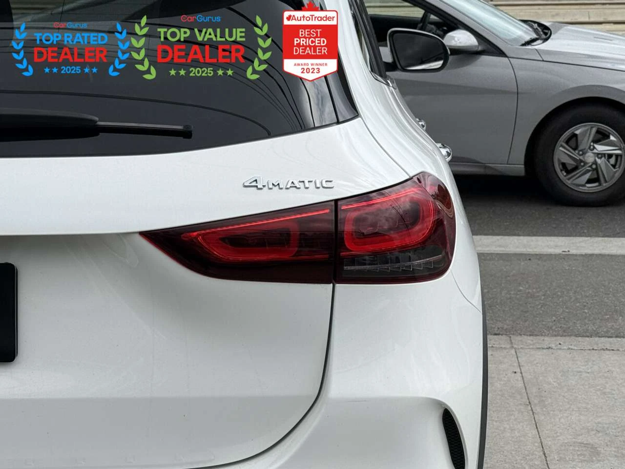 Mercedes-Benz GLA //AMG & CARBON FIBER PKG | ONE OWNER | MB SERV | Mobile.bg � ����������� 5