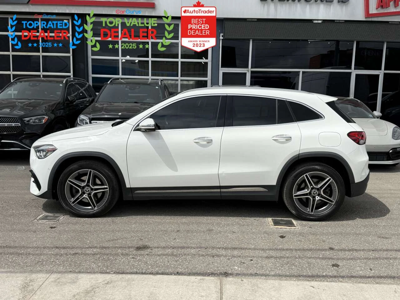 Mercedes-Benz GLA //AMG & CARBON FIBER PKG | ONE OWNER | MB SERV | Mobile.bg � ����������� 8