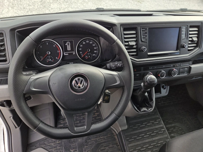 VW Crafter 2.0 TDI, Нави, Клима, снимка 10 - Бусове и автобуси - 50436618