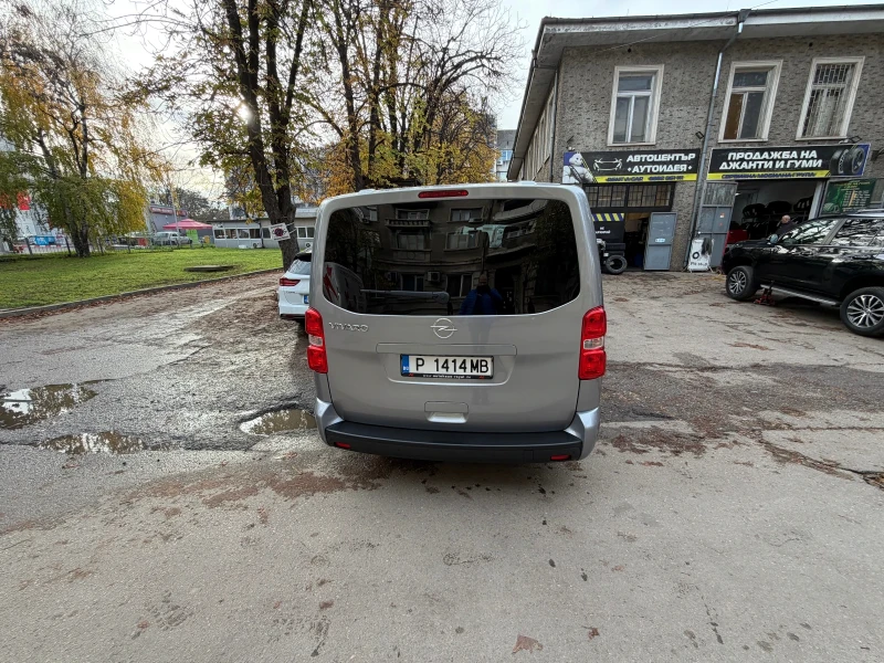 Opel Vivaro, снимка 4 - Бусове и автобуси - 52544080