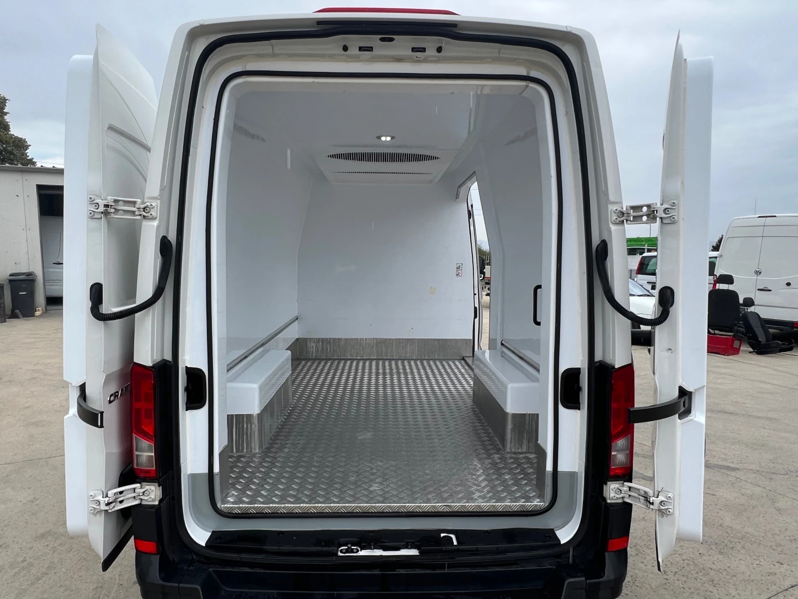 VW Crafter 2.0TDI ХЛАДИЛЕН , KERSTNER , EURO6  - изображение 8