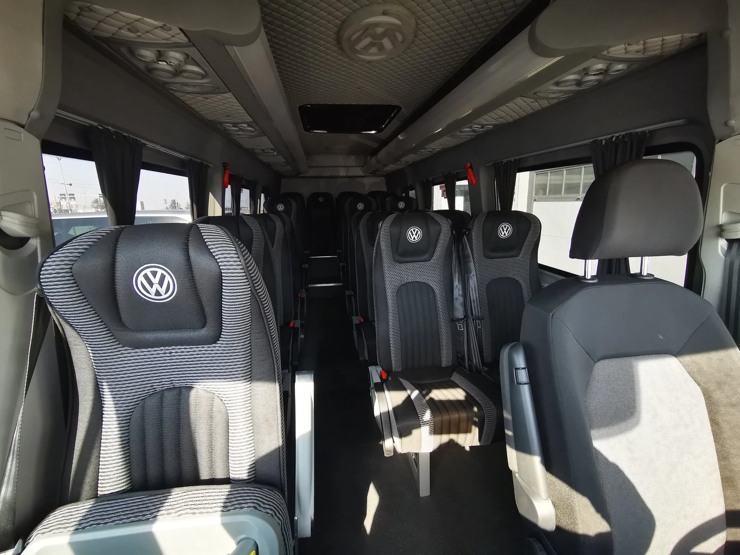 VW Crafter 50 Kasten XL 15.5 m3 TDI задно - изображение 5