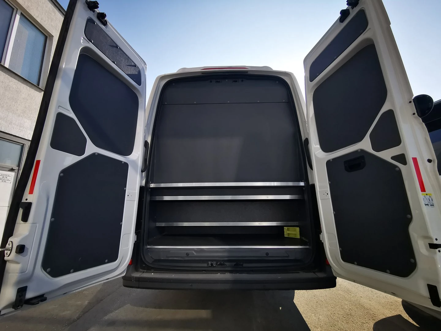 VW Crafter 50 Kasten XL 15.5 m3 TDI задно, снимка 4 - Бусове и автобуси - 51651090