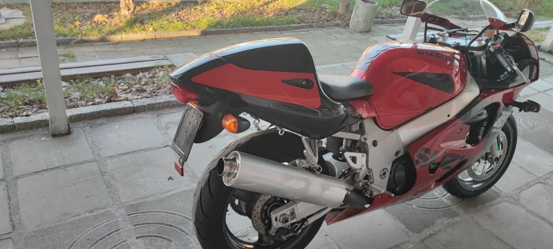 Suzuki Gsxr Srad , снимка 3 - Мотоциклети и мототехника - 52803795