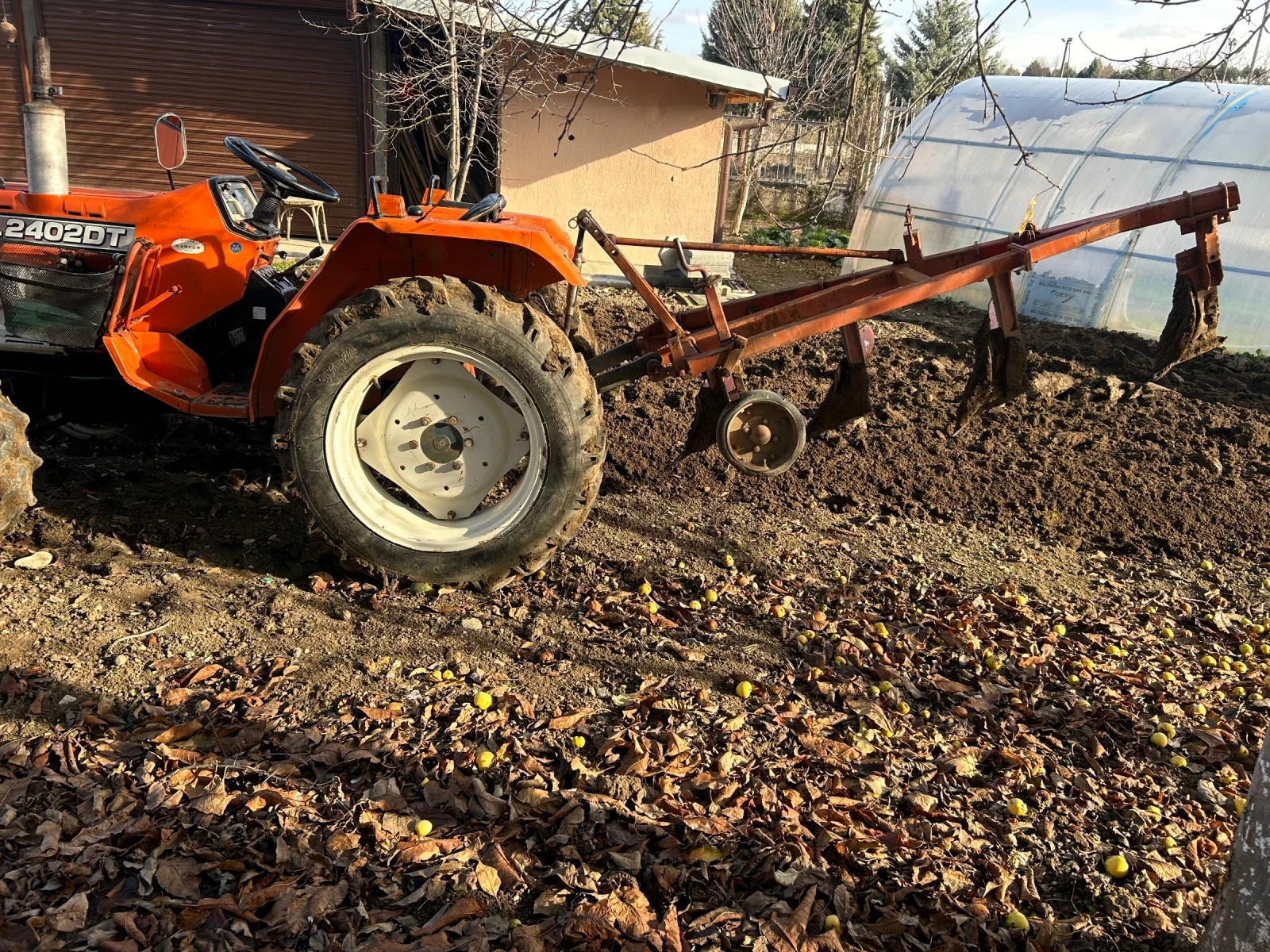 Трактор Kubota  - изображение 3
