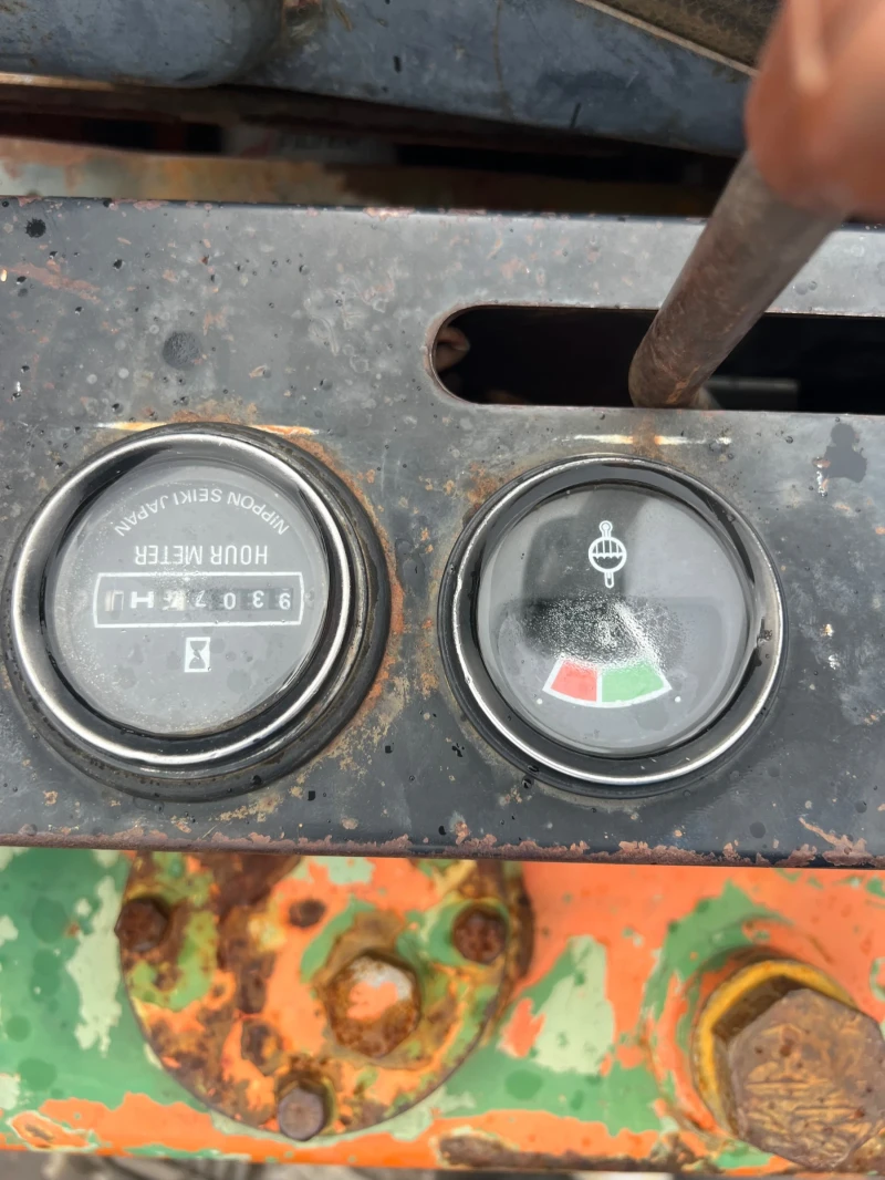 Багер Takeuchi, снимка 4 - Индустриална техника - 52369004