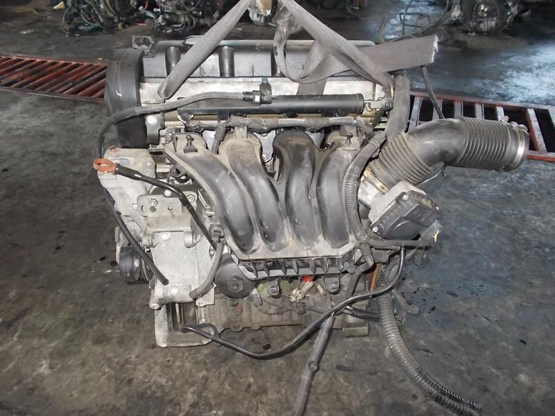Двигател за Peugeot 307, снимка 2 - Части - 26116453