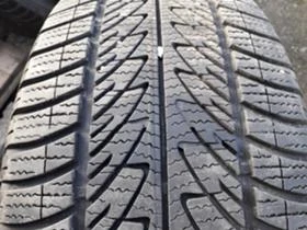 Гуми Зимни 235/45R18, снимка 3