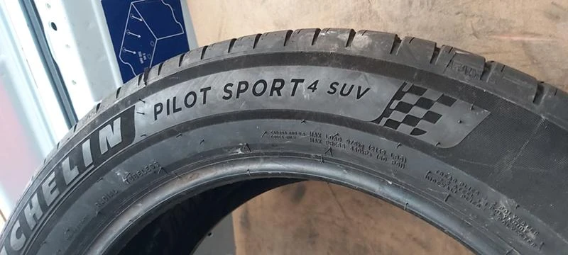 Гуми Летни 255/50R19, снимка 7 - Гуми и джанти - 35130751