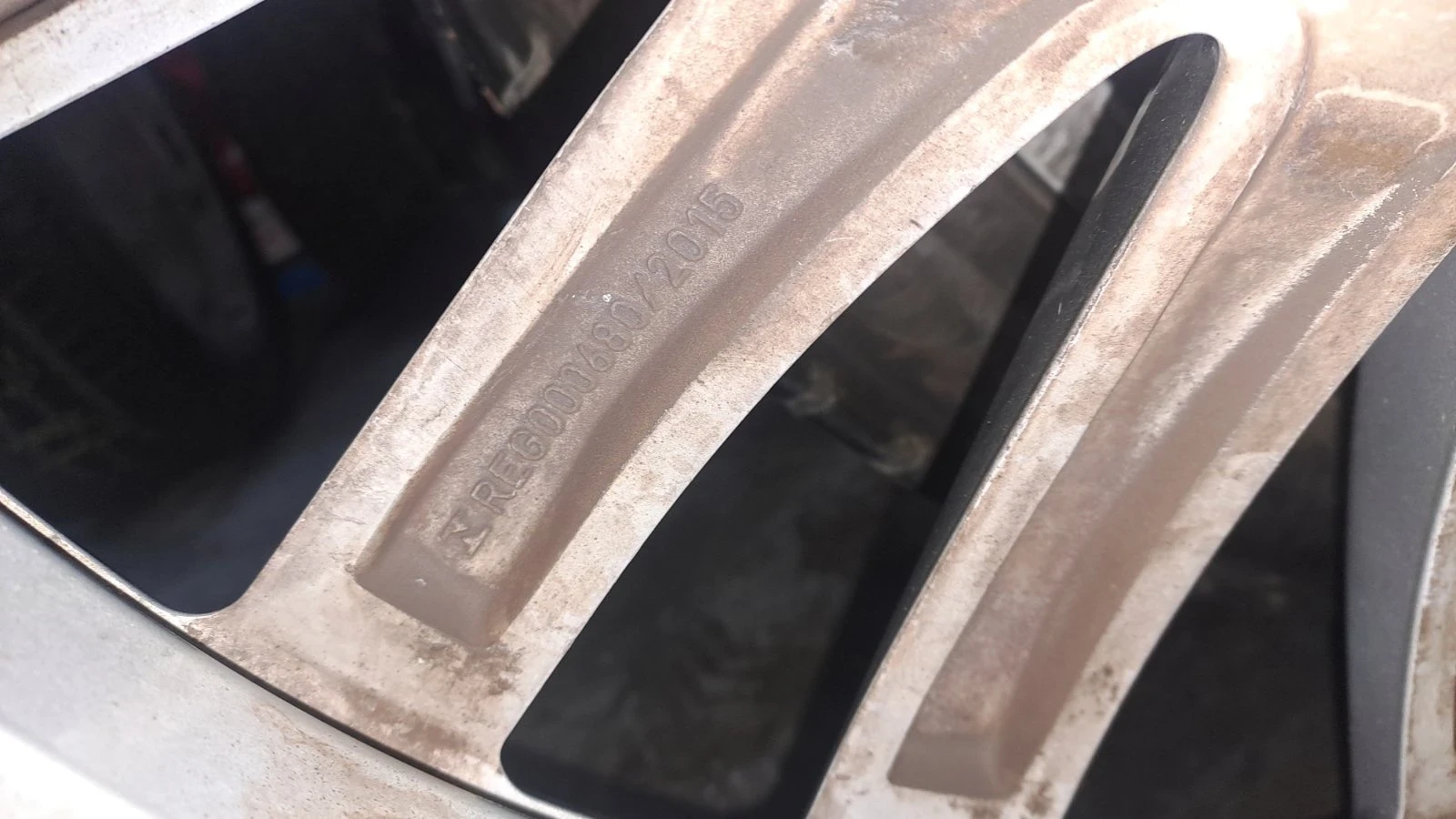 ���� � ������ 275/40R19 �� BMW 740 | Mobile.bg � ����������� 9