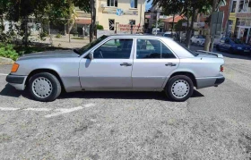     Mercedes-Benz 300