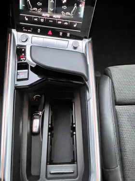 Audi E-Tron 55 quattro S-line 360* digital mirrors, снимка 9 - Автомобили и джипове - 53609719