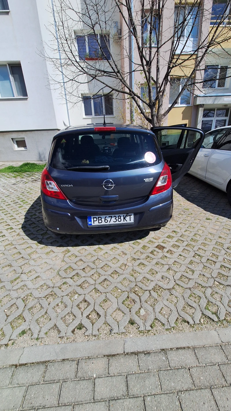 Opel Corsa 1.2, снимка 2 - Автомобили и джипове - 44894474