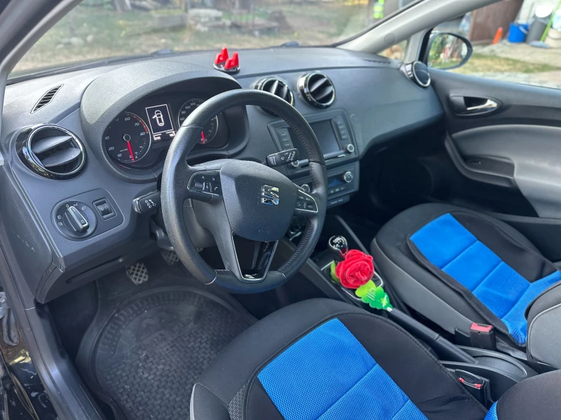 Seat Ibiza 1.2 TSI, снимка 4 - Автомобили и джипове - 47185334