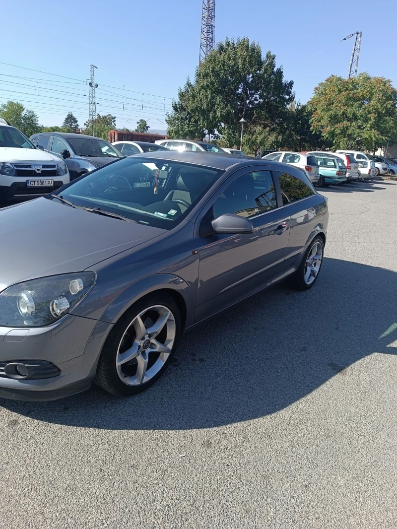 Opel Astra GTC, снимка 1 - Автомобили и джипове - 47340004