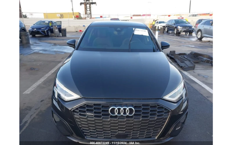 Audi A3 40 Tfsi Quattro S-line * LED * Дистроник , снимка 2 - Автомобили и джипове - 48128607