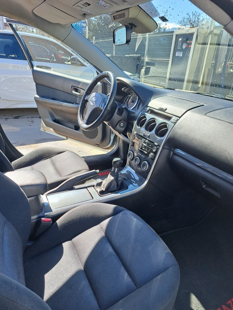 Mazda 6 2.0 i, снимка 10 - Автомобили и джипове - 49411807