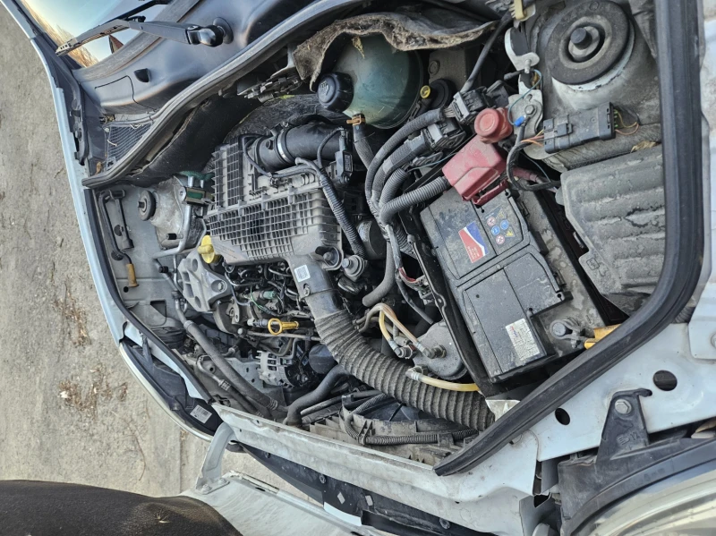 Renault Kangoo, снимка 9 - Автомобили и джипове - 51078815