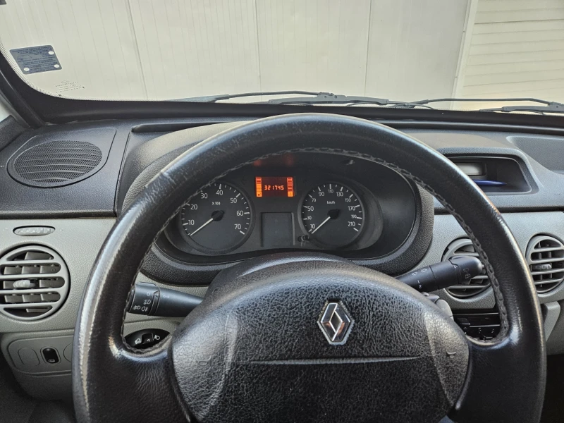 Renault Kangoo, снимка 6 - Автомобили и джипове - 51078815