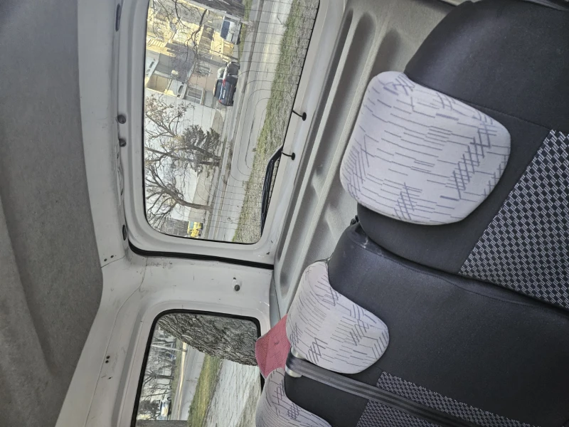 Renault Kangoo, снимка 15 - Автомобили и джипове - 51078815