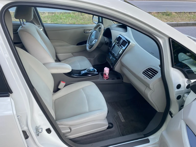 Nissan Leaf , снимка 8 - Автомобили и джипове - 51948233
