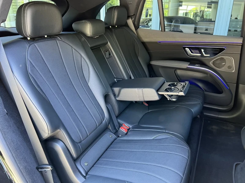 Mercedes-Benz EQS 500 SUV/AMG/449HP/ADV/4MATIC/CAM/CARPLAY/466fpr, снимка 14 - Автомобили и джипове - 51129227