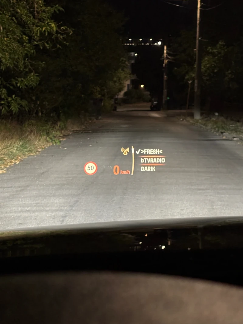 BMW 330 Facelift, снимка 12 - Автомобили и джипове - 51628794