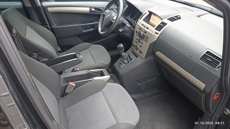 Opel Zafira 1.6 CNG, снимка 8 - Автомобили и джипове - 51901917