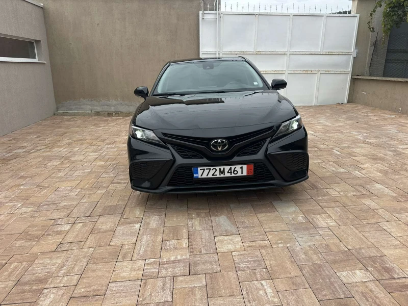 Toyota Camry SE, снимка 2 - Автомобили и джипове - 52060340