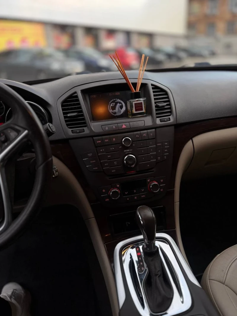 Opel Insignia Sport/tour, снимка 6 - Автомобили и джипове - 52497282