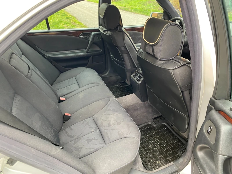 Mercedes-Benz E 250, снимка 5 - Автомобили и джипове - 52791332