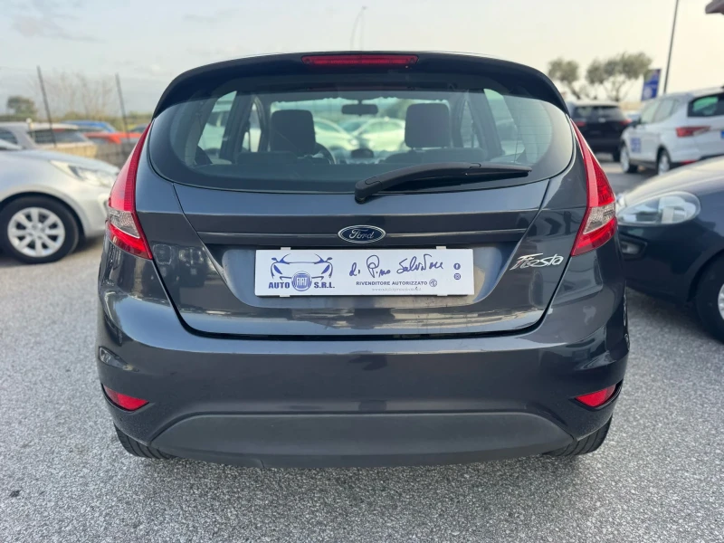 Ford Fiesta 1.4 LPG , снимка 5 - Автомобили и джипове - 52910754