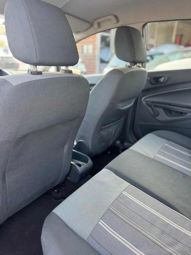 Ford Fiesta 1.4 LPG , снимка 15 - Автомобили и джипове - 52910754